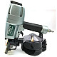 Pistol pneumatic pentru batut cuie ..