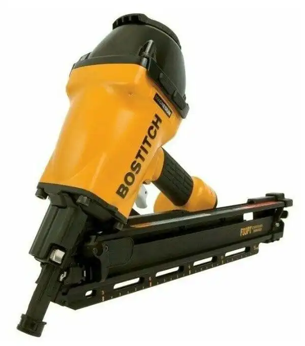 Пистолет для гвоздей с плоским обой..