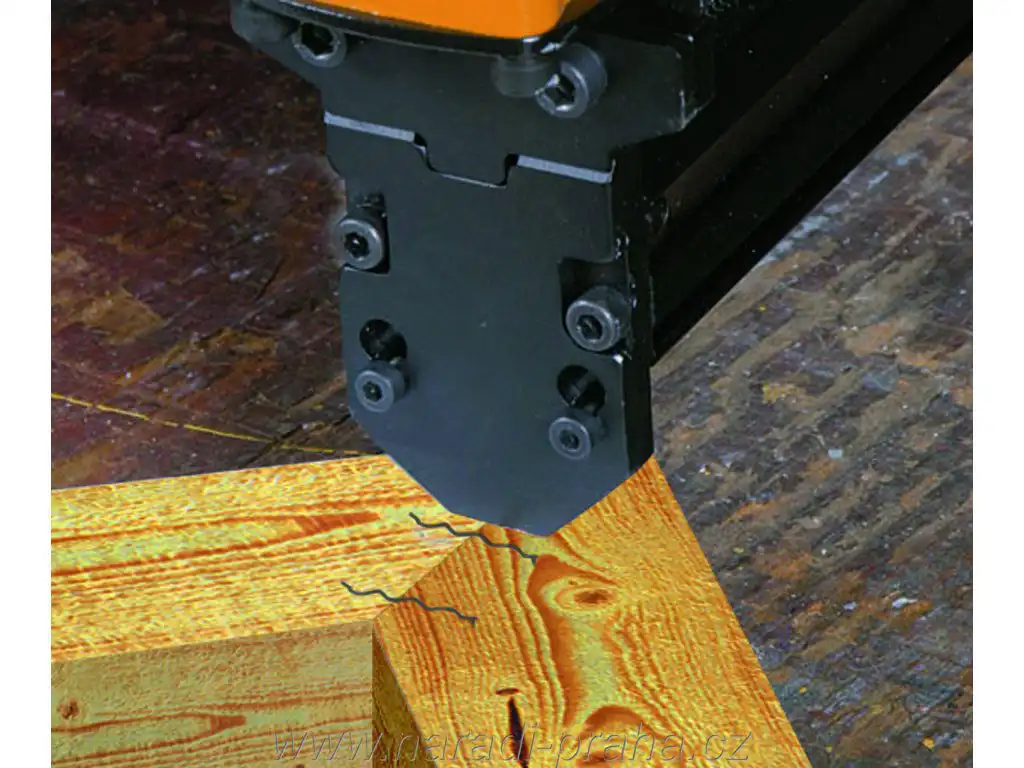 ПИСТОЛЕТ СКОБОЗАБИВНОЙ BOSTITCH CF1..