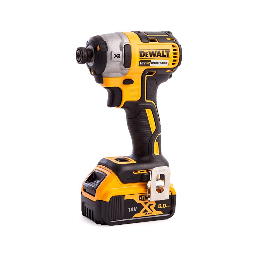 Mașină de inșurubat cu impuls DeWALT DCF887P2..